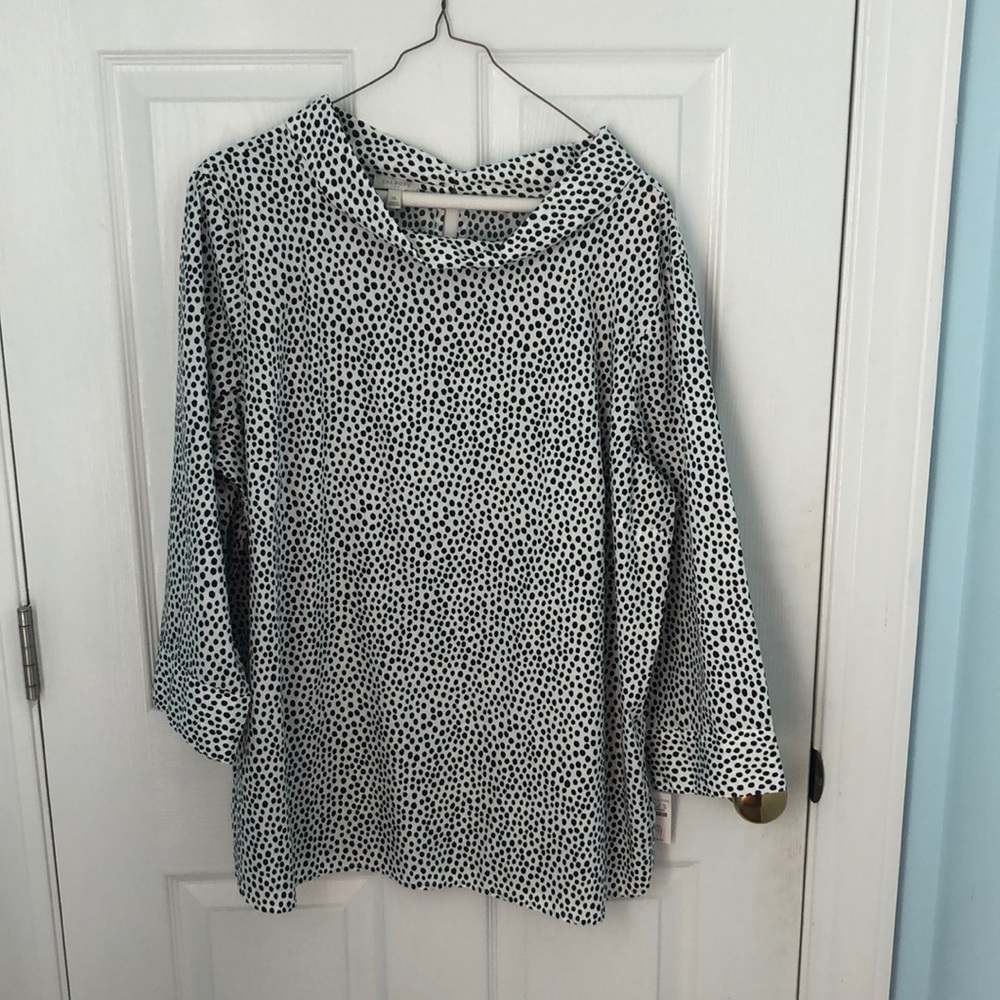 Talbots black and white spotted top NWT